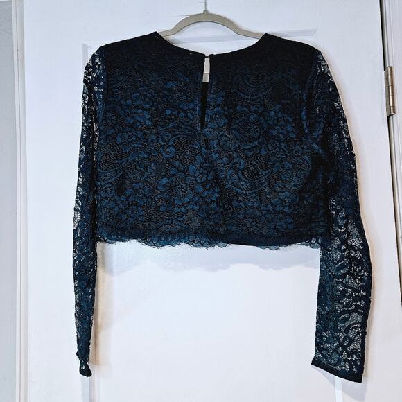 Lovers And Friends Sacred Teal Lace Long Sleeve Crop Top Size Medium - Picture 3 of 6